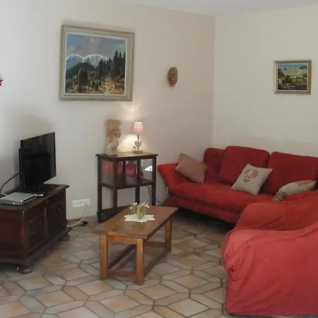 Au Calme Avec 2 Chambres, Terrasse, Jardin, Bbq Et Parking Inclus A - Fr-1-744-42 شقة